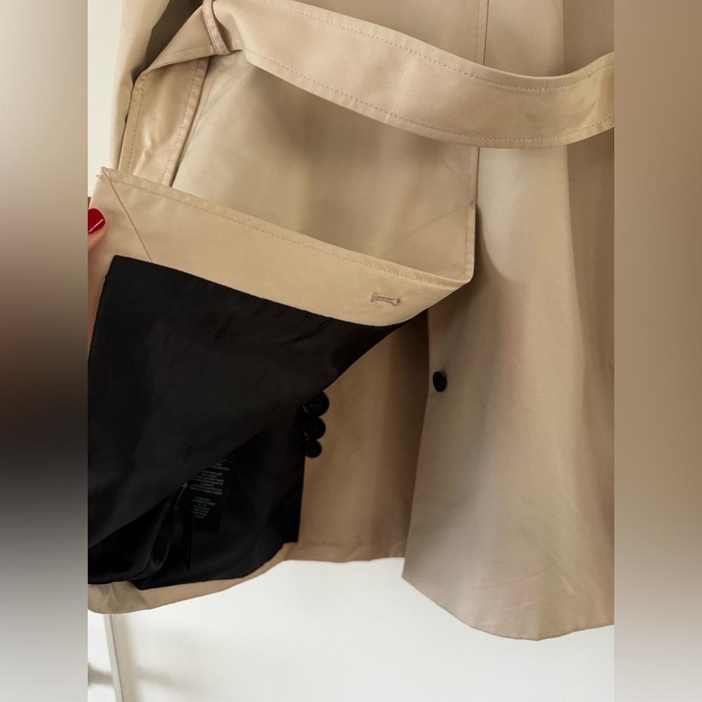 Coach Light Beige Double-Breasted Trench Coat in women’s size small. - Picture 7 of 10